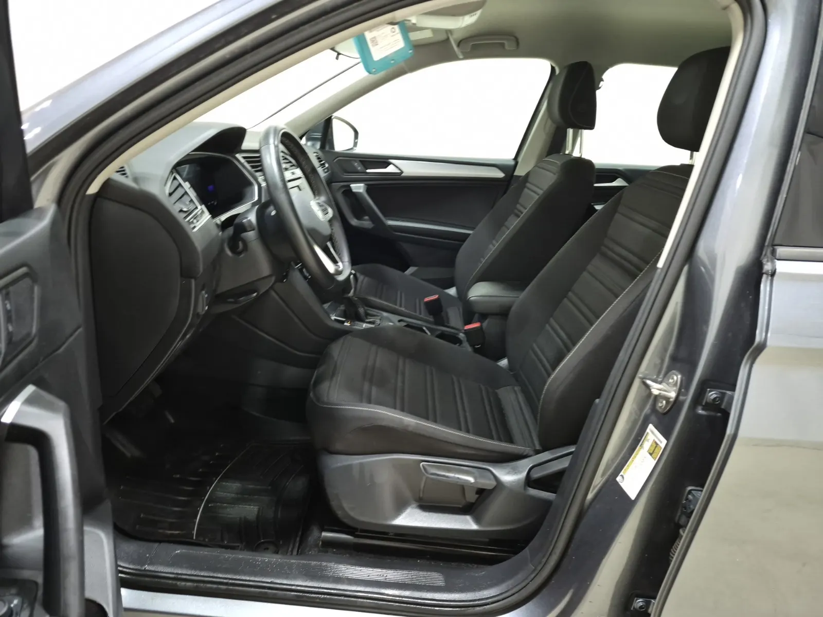Front Interior Photo