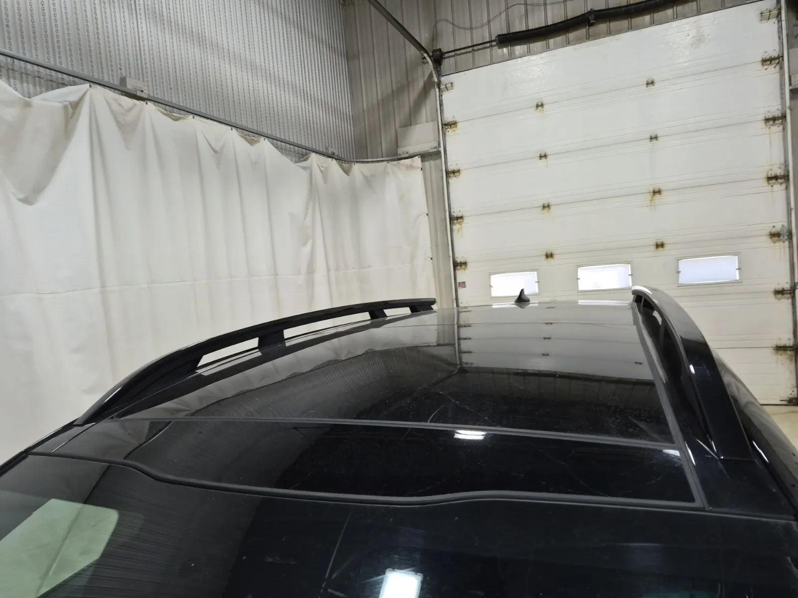 Exterior Roof Photo