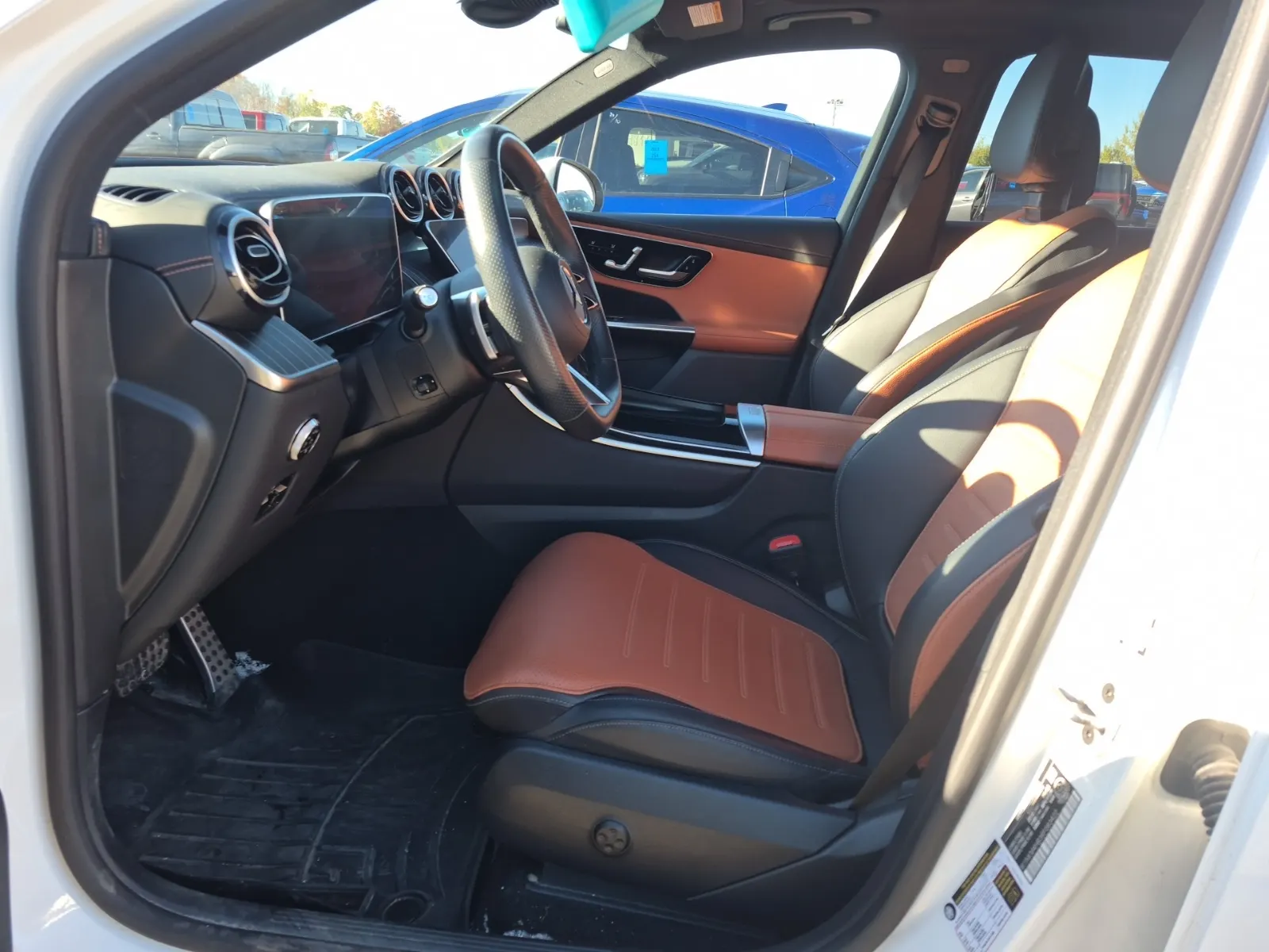 Front Interior Photo