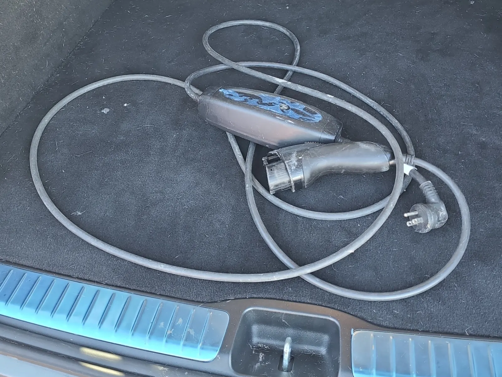 Charging Cable Photo