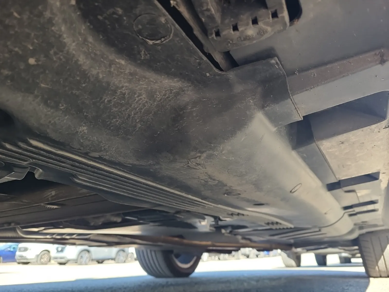 Undercarriage - Driver Photo