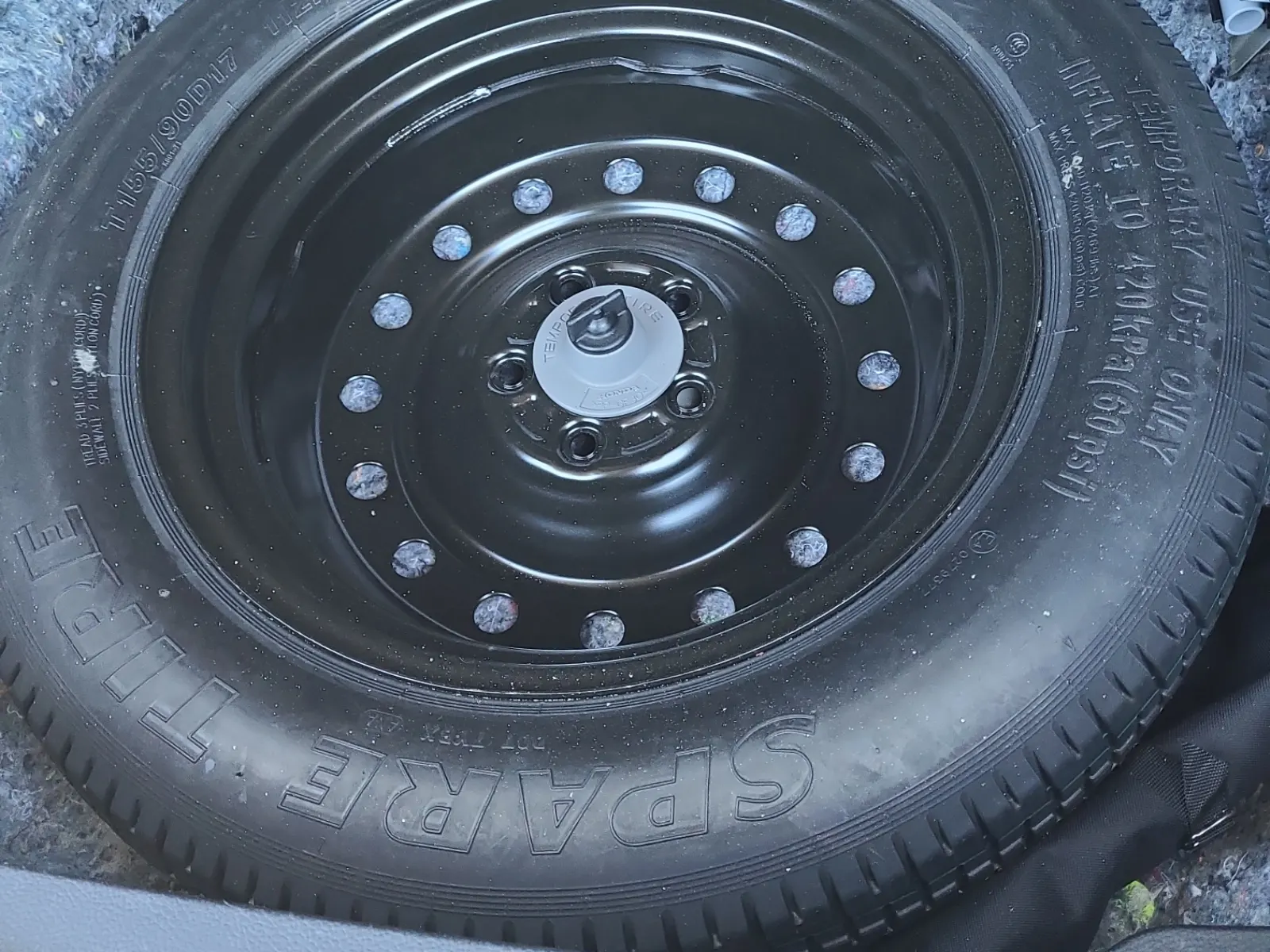 Spare Tire & Wheel Photo