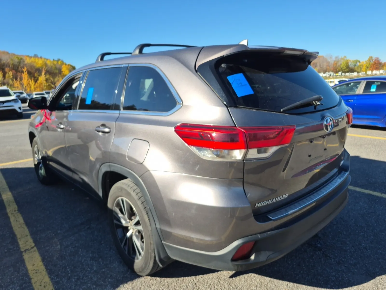 Driver Rear 3/4 Photo