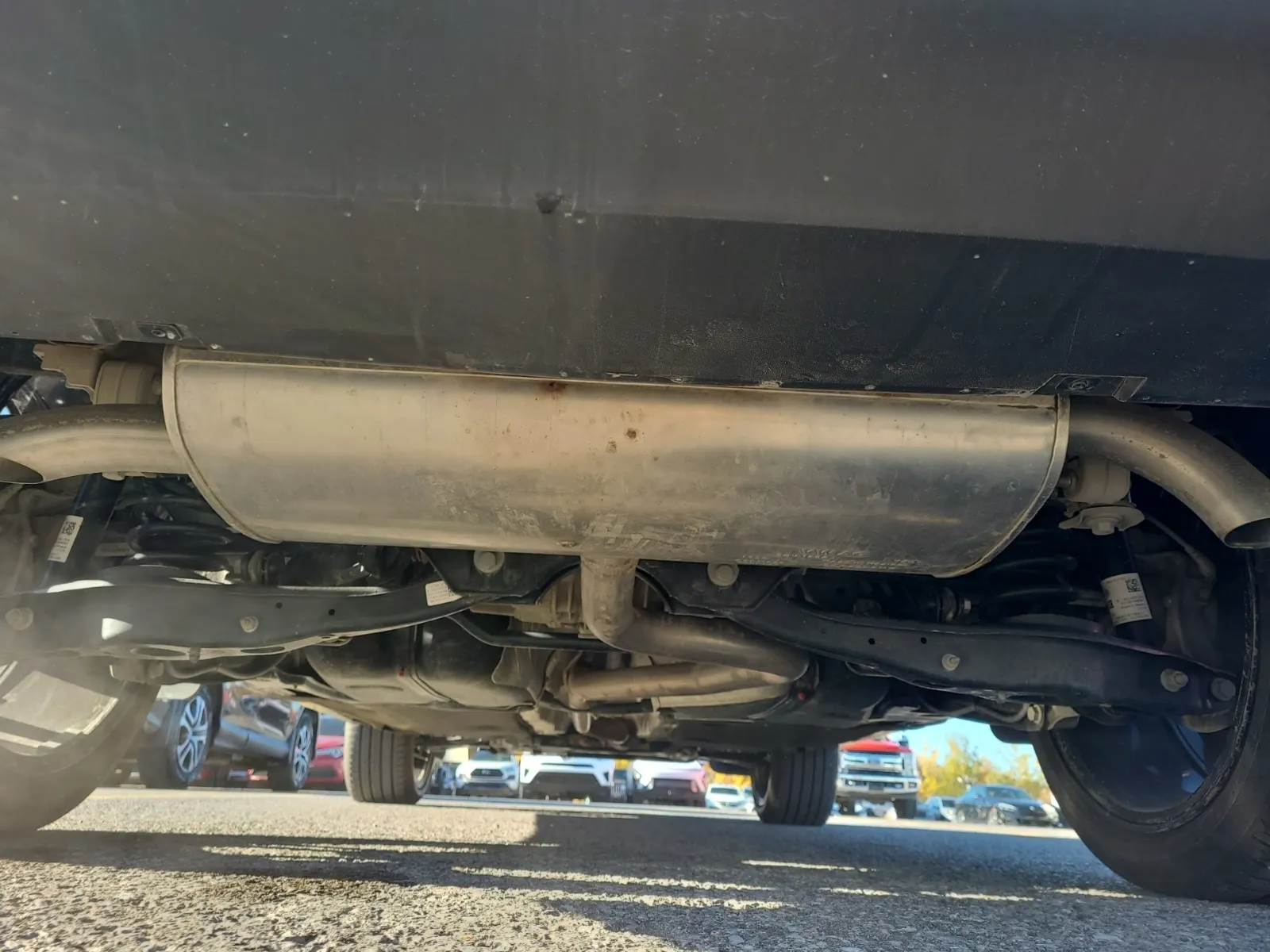Undercarriage - Rear Photo