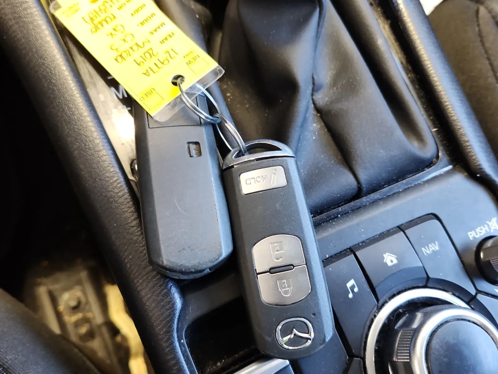 Keys/Fobs/Manual Photo