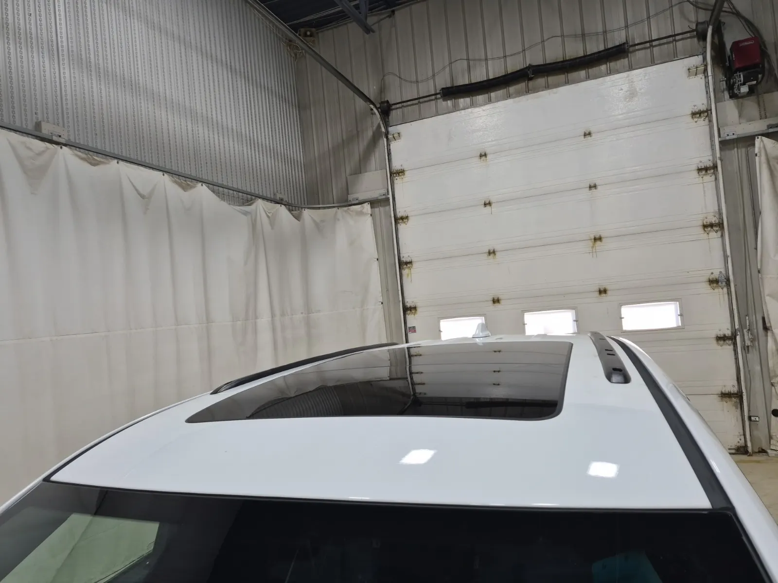 Exterior Roof Photo