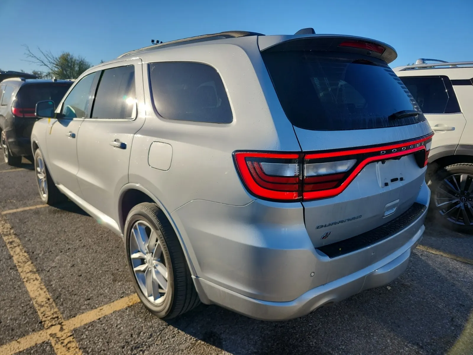 Driver Rear 3/4 Photo