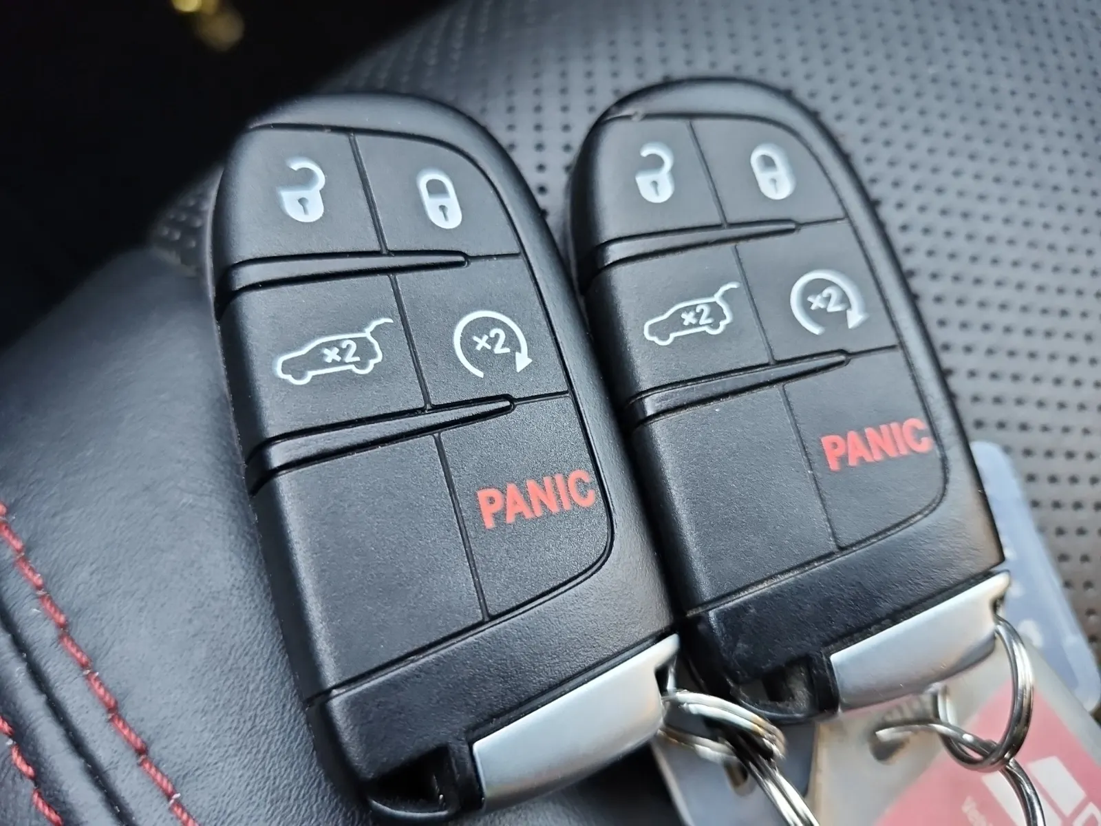 Keys/Fobs/Manual Photo