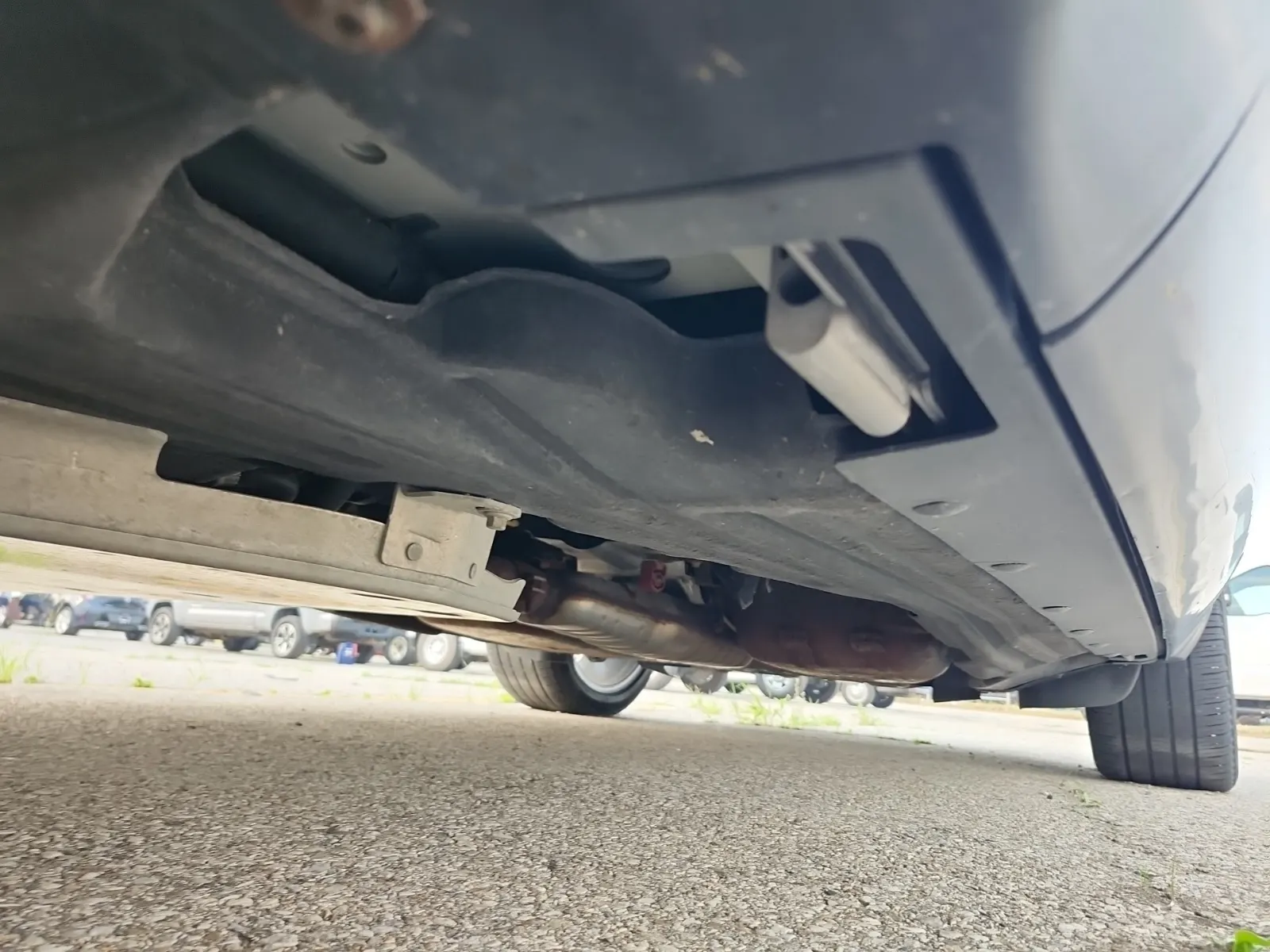 Undercarriage - Driver Photo