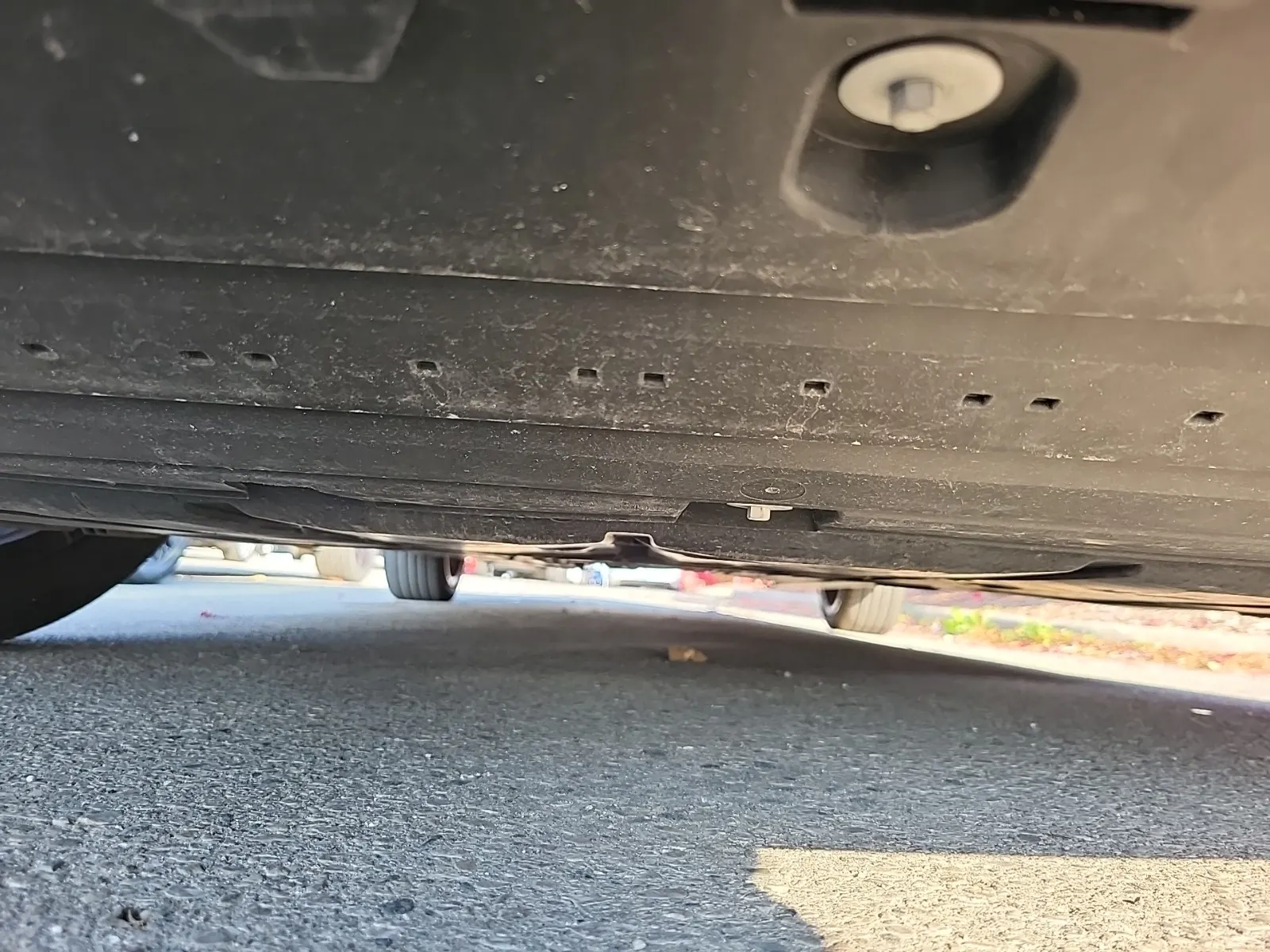 Undercarriage - Front Photo