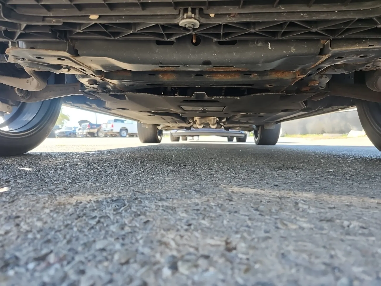 Undercarriage - Front Photo