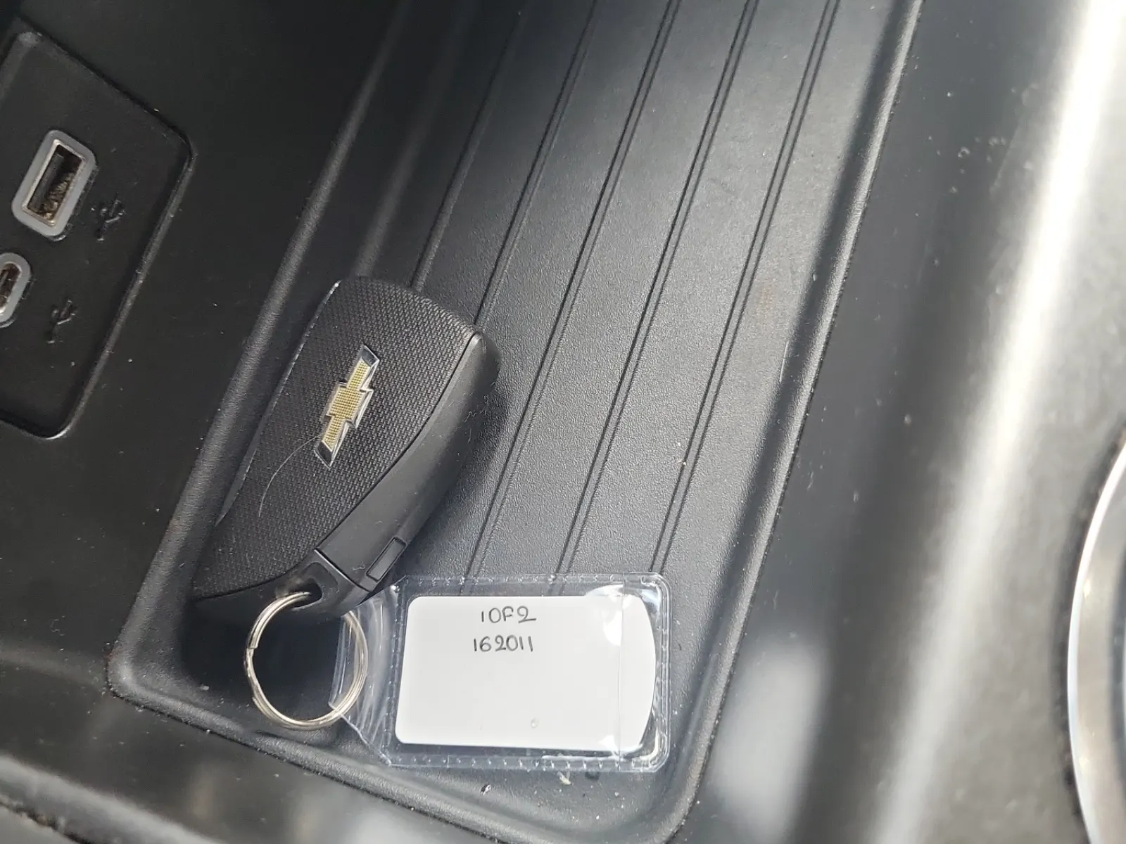 Keys/Fobs/Manual Photo