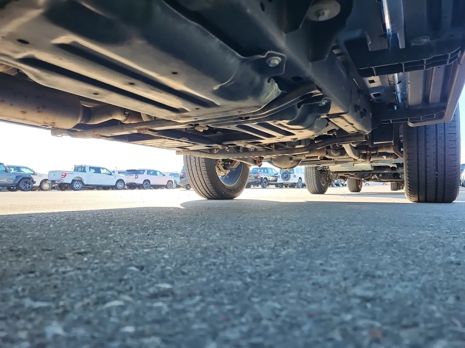Undercarriage - Passenger Photo