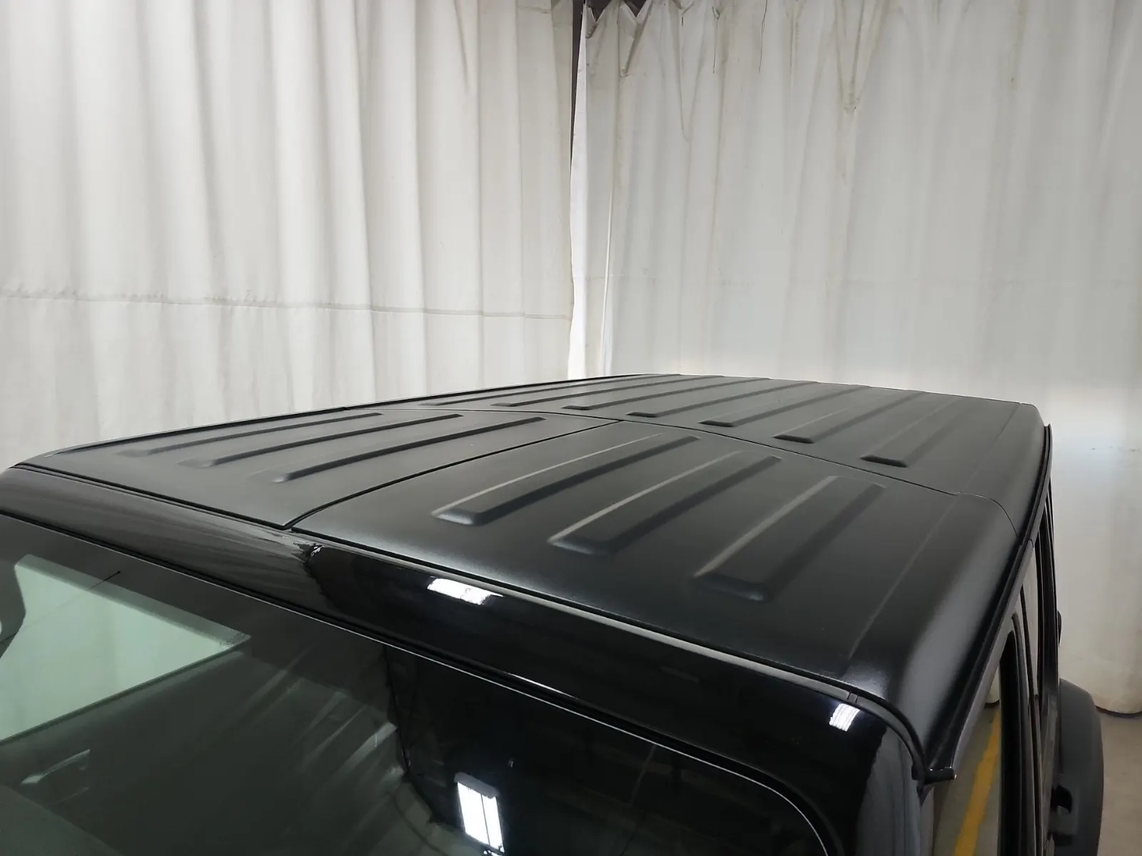 Exterior Roof Photo