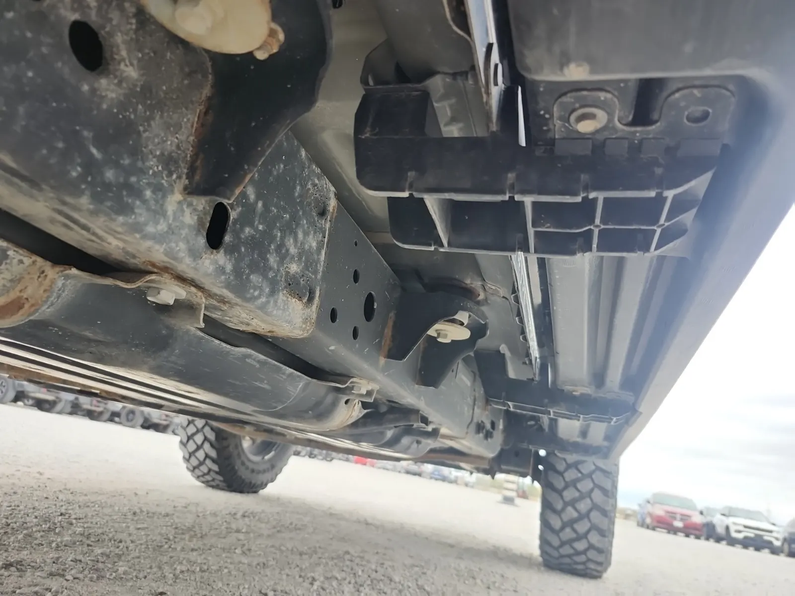 Undercarriage - Passenger Photo