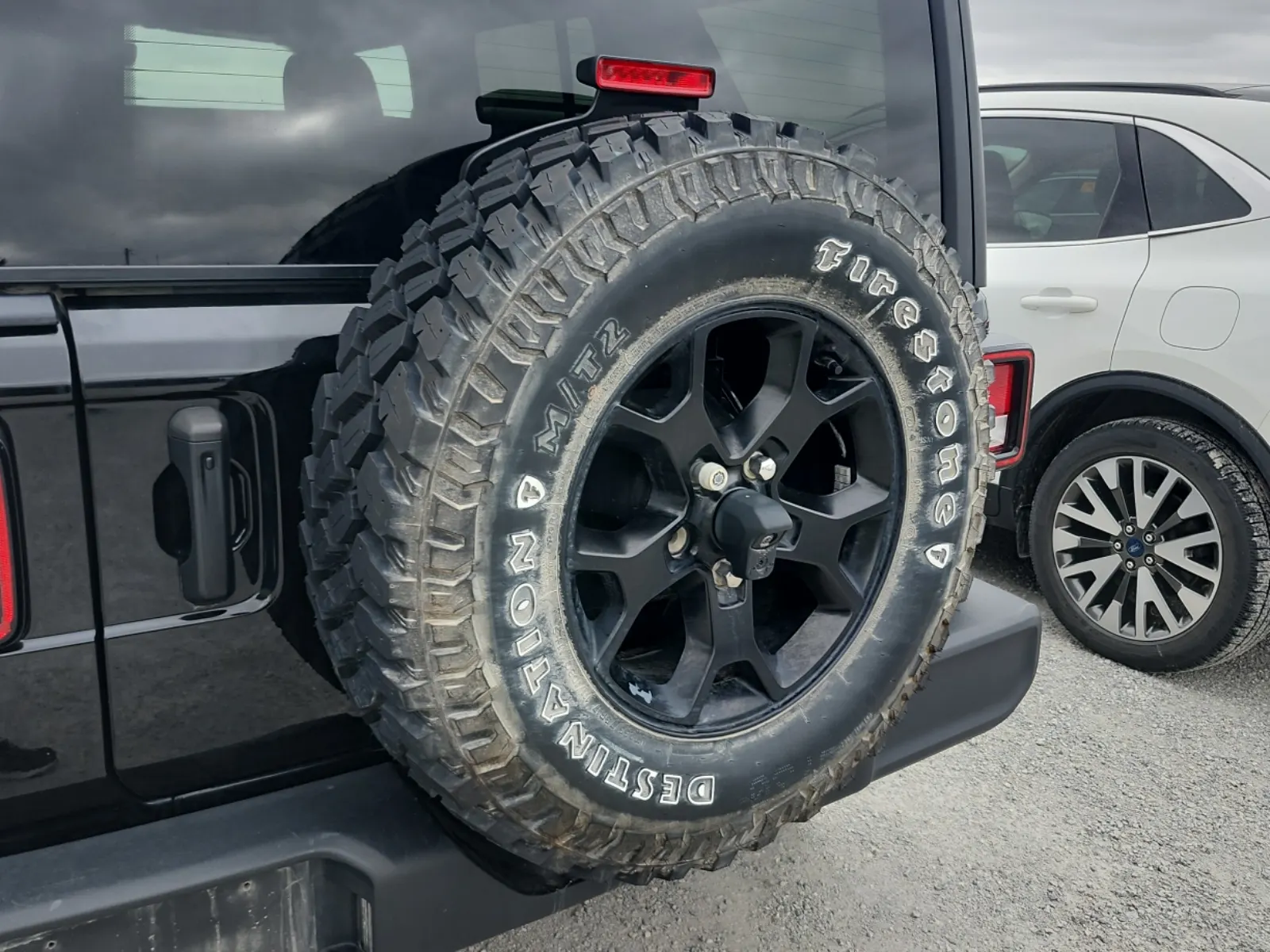 Spare Tire & Wheel Photo