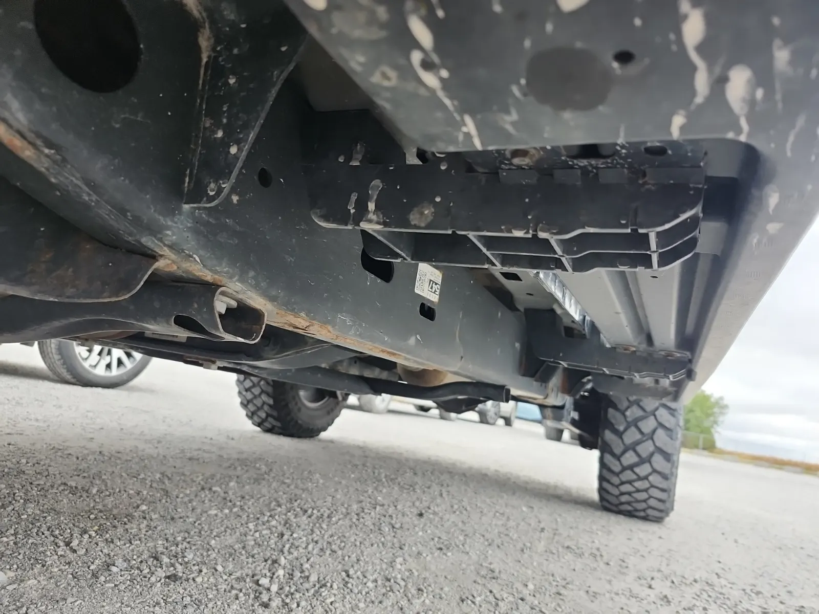 Undercarriage - Driver Photo