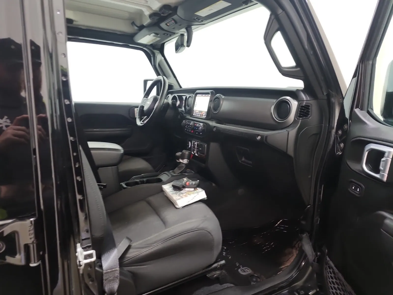 Right Side Interior Photo