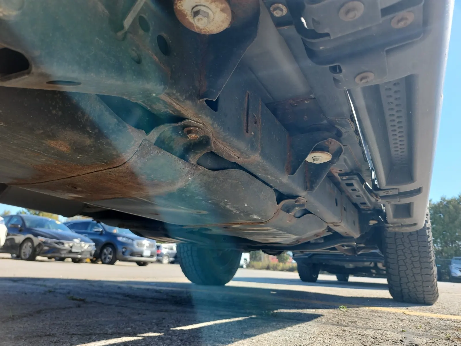 Undercarriage - Passenger Photo