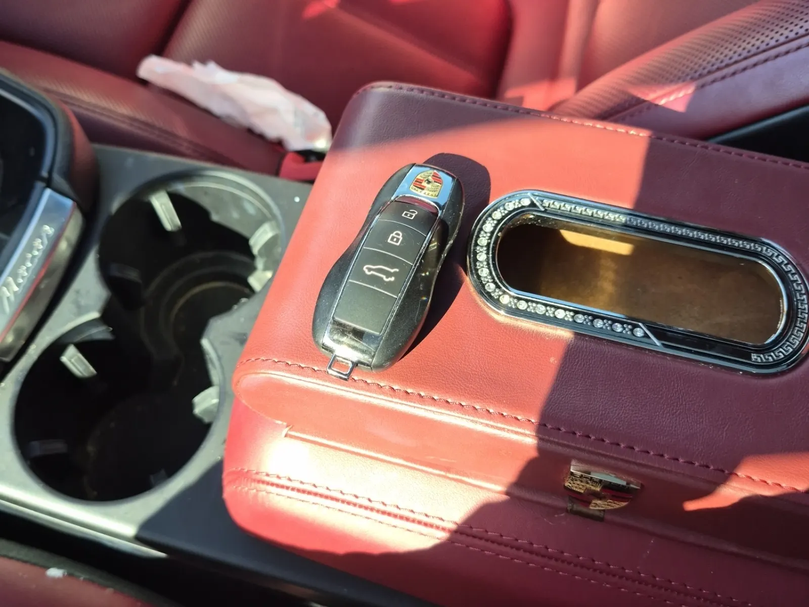 Keys/Fobs/Manual Photo