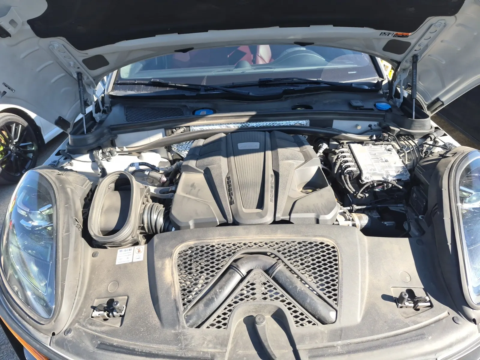 Engine Photo