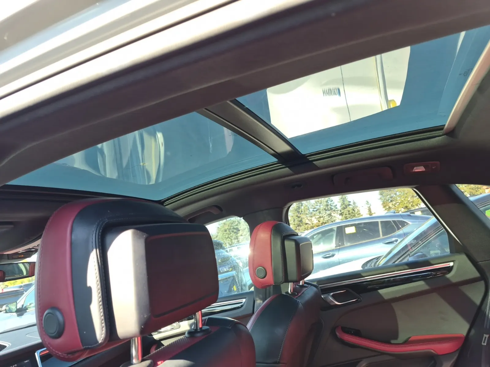 Interior Roof Photo