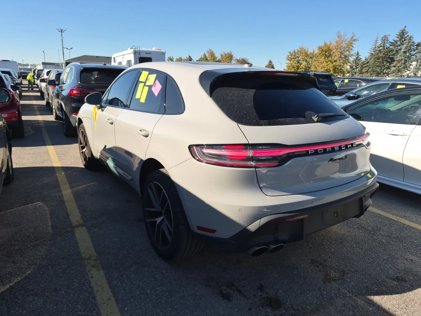 Driver Rear 3/4 Photo