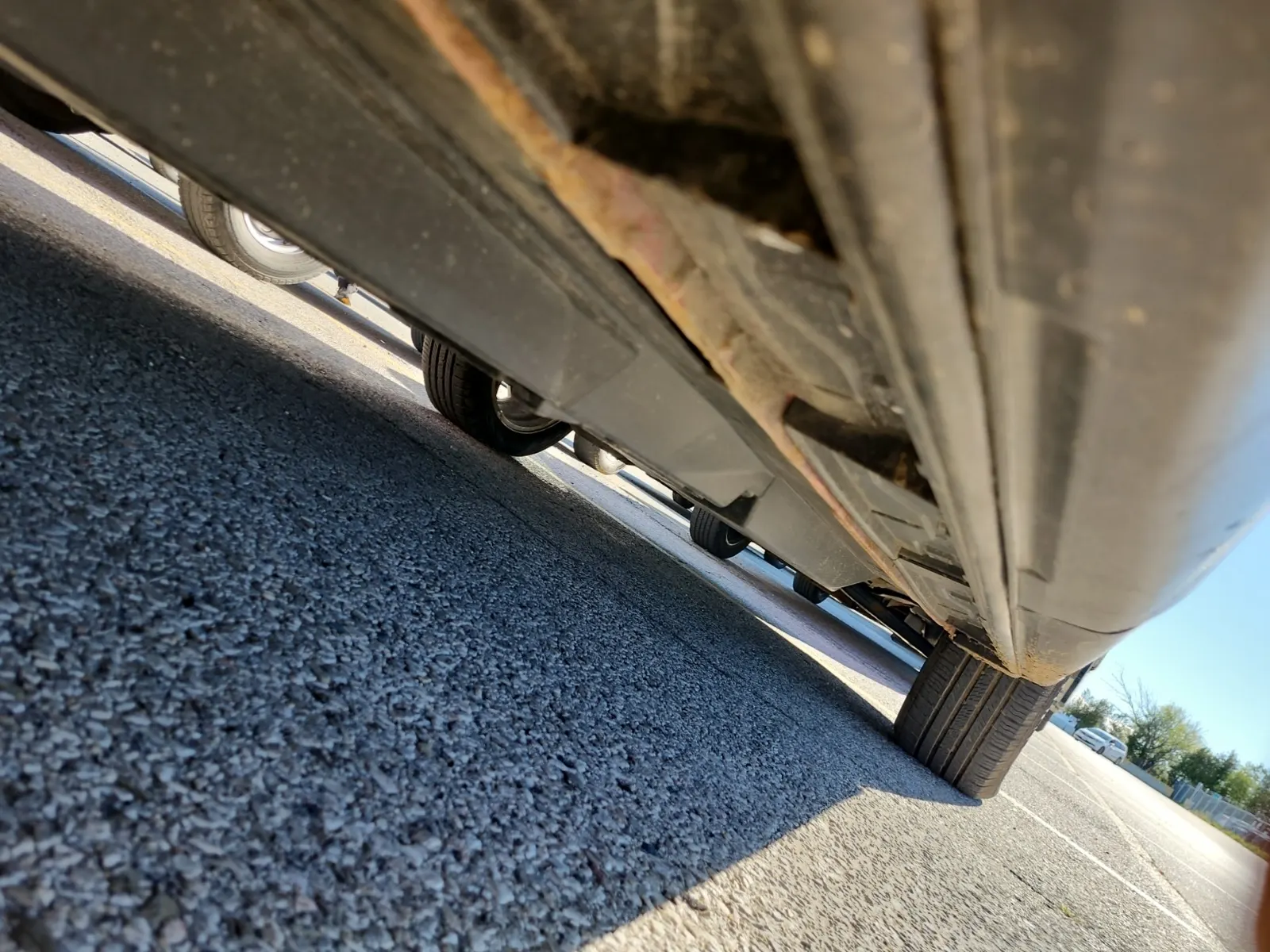 Undercarriage - Passenger Photo