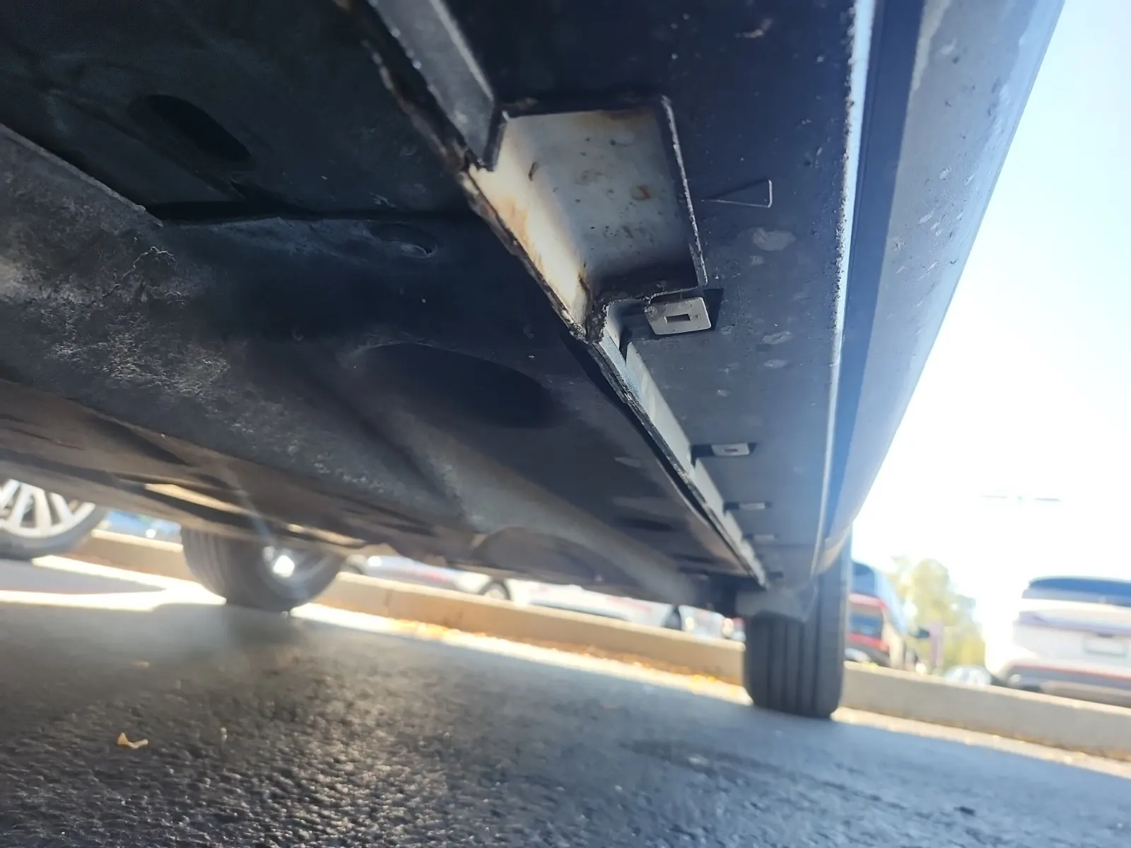 Undercarriage - Driver Photo