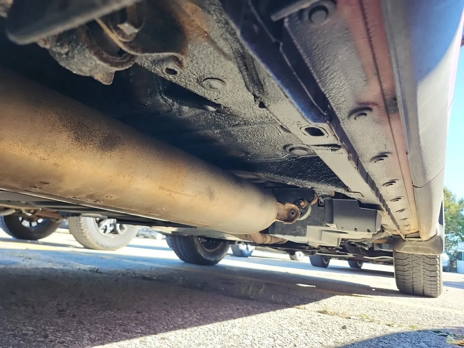 Undercarriage - Passenger Photo