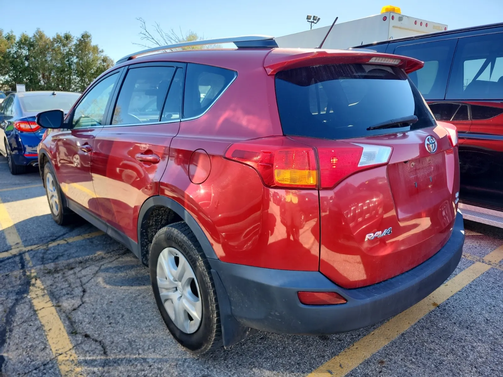 Driver Rear 3/4 Photo