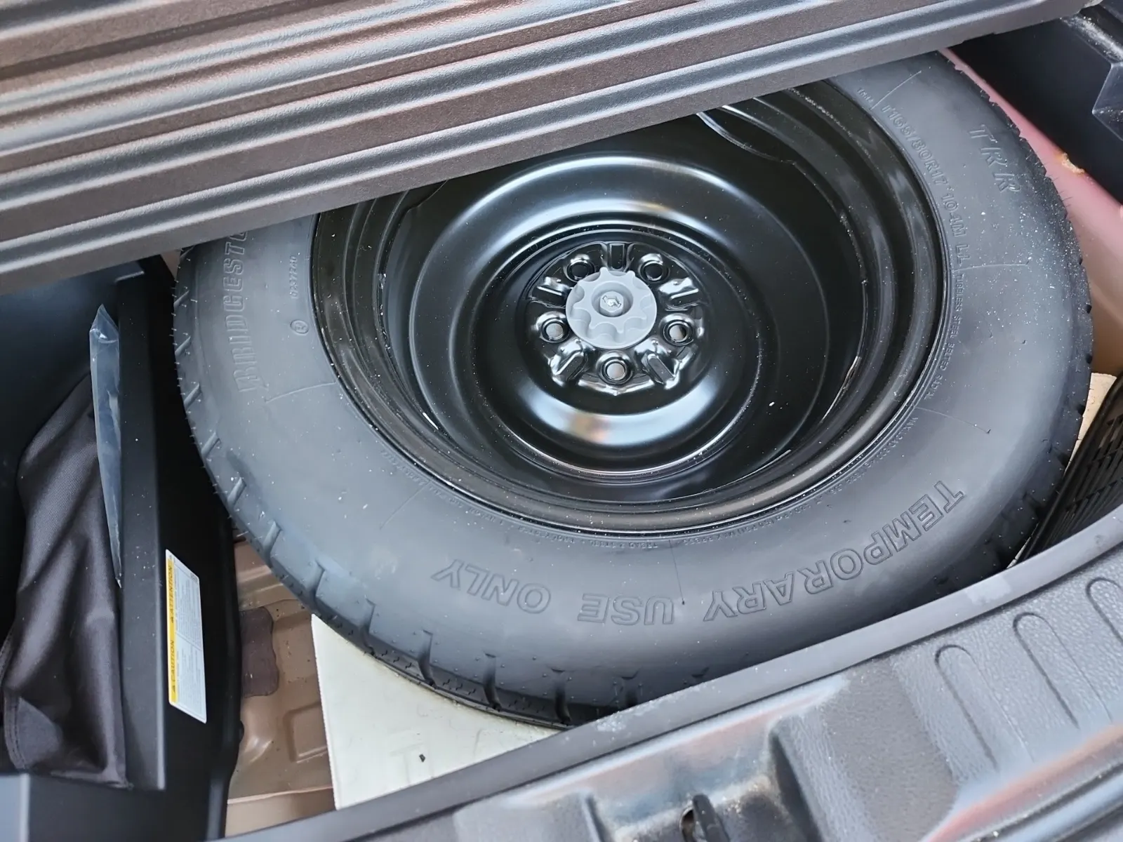 Spare Tire & Wheel Photo