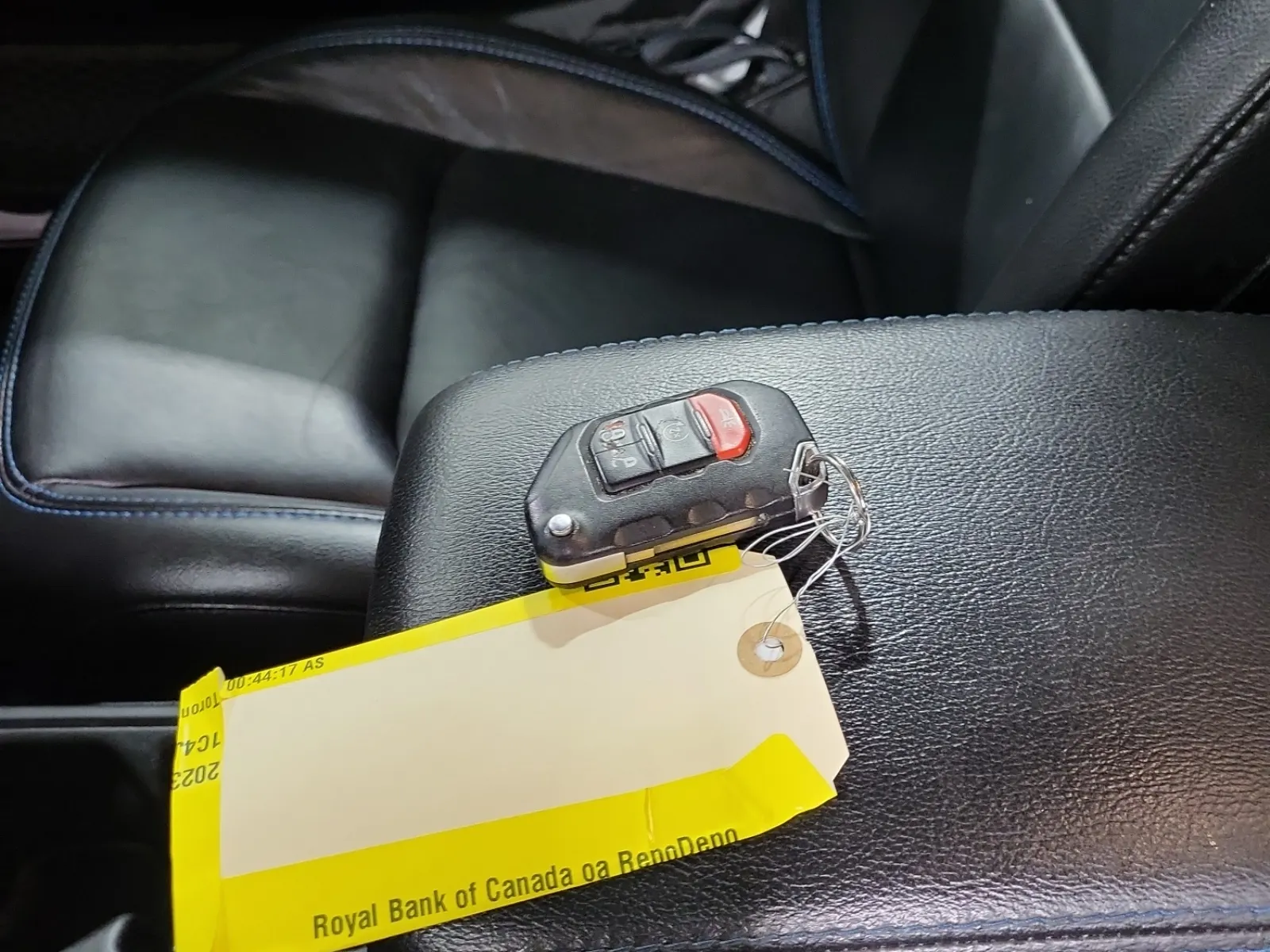 Keys/Fobs/Manual Photo