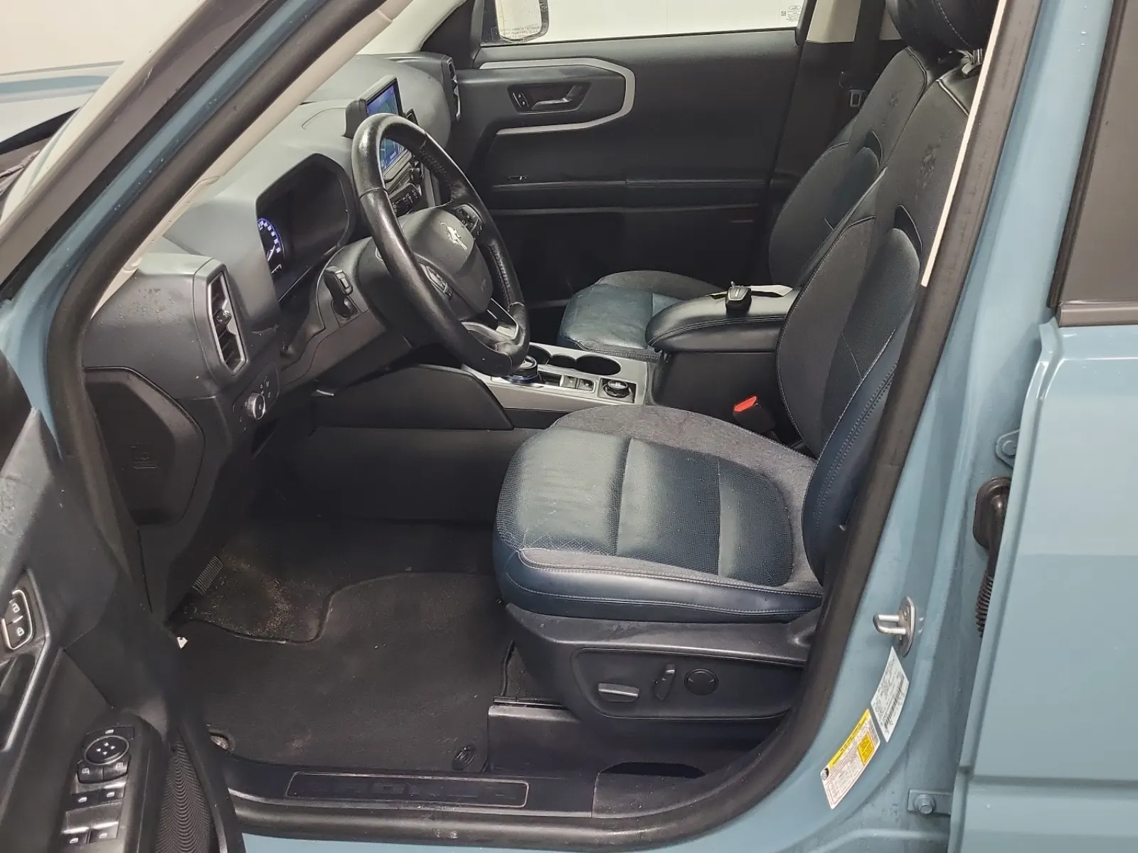 Front Interior Photo