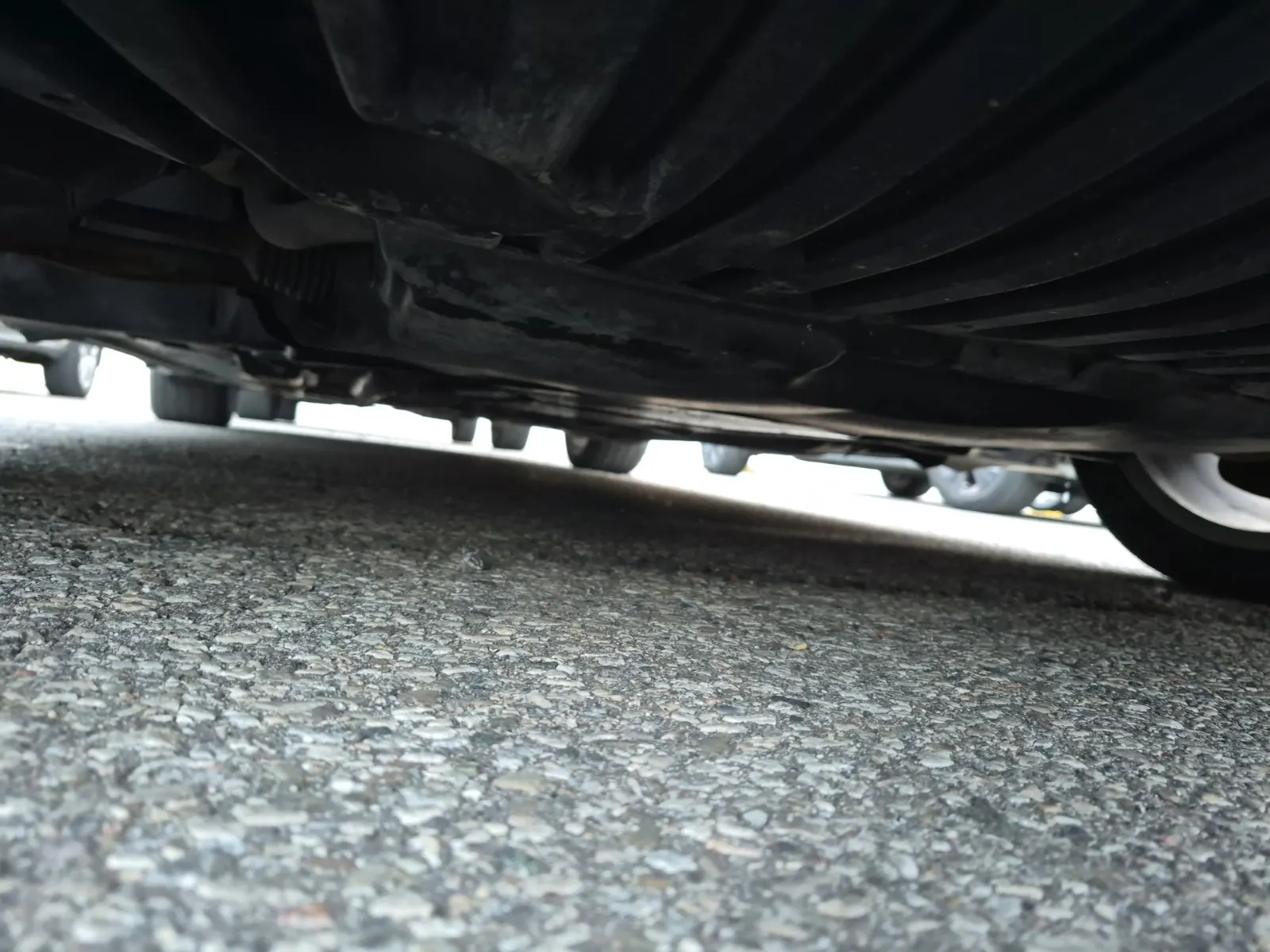 Undercarriage - Front Photo