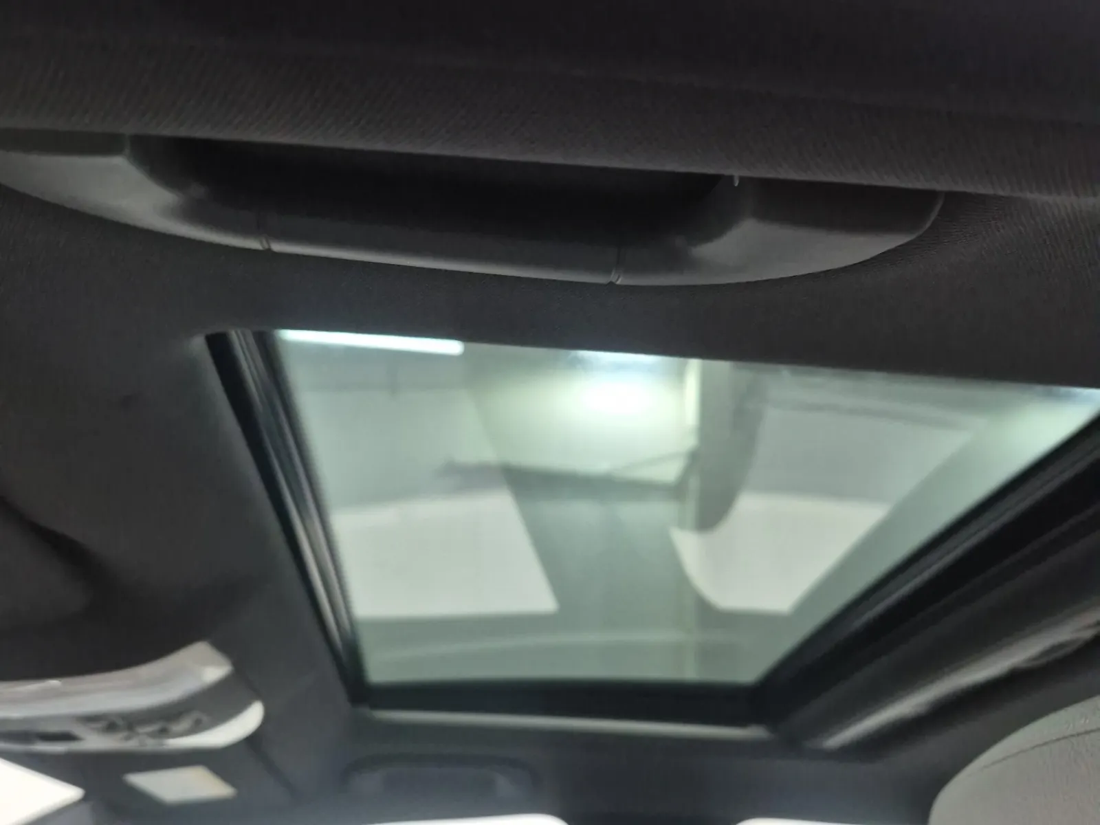 Interior Roof Photo