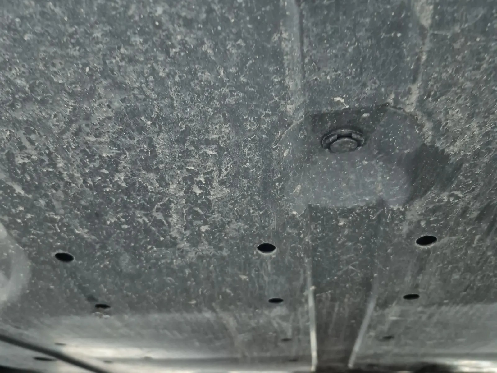 Undercarriage - Front Photo