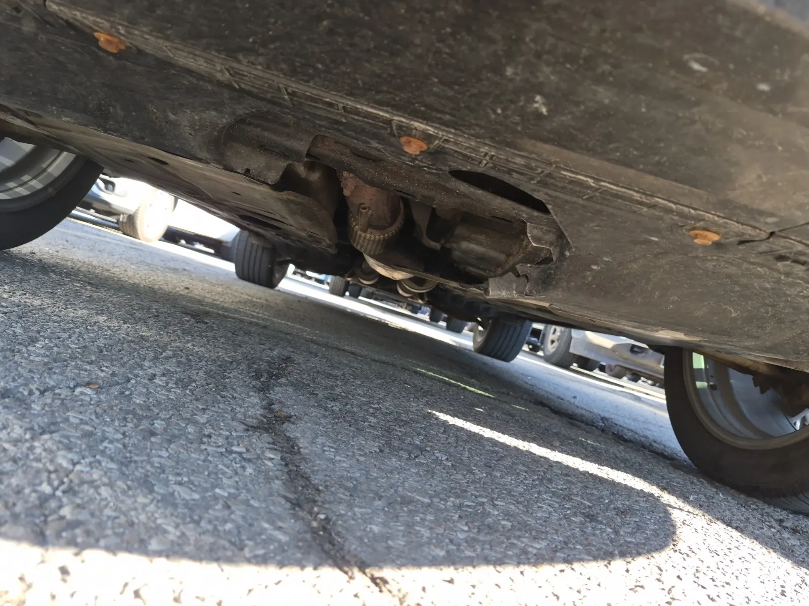Undercarriage - Front Photo