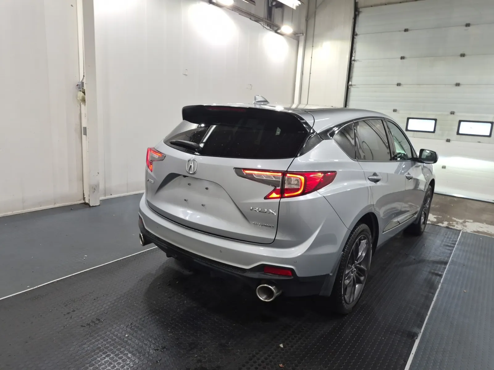 Passenger Rear 3/4 Photo