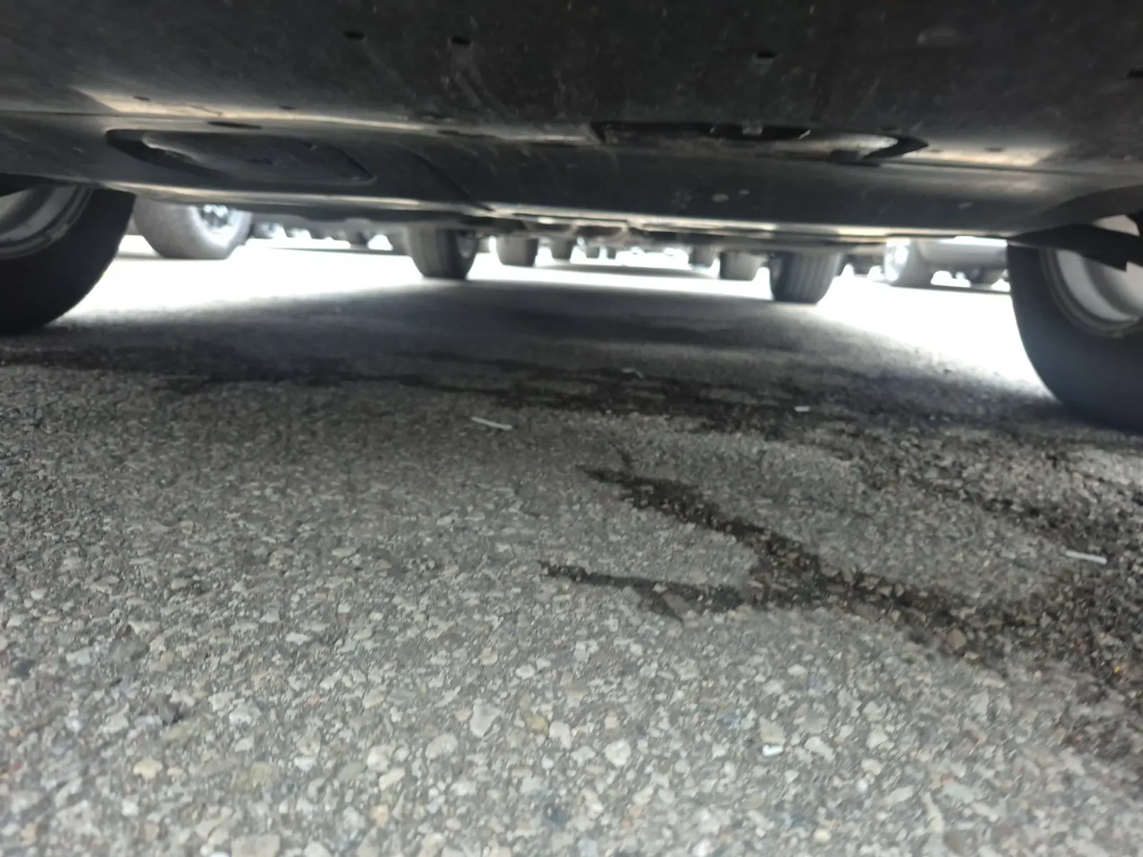 Undercarriage - Front Photo