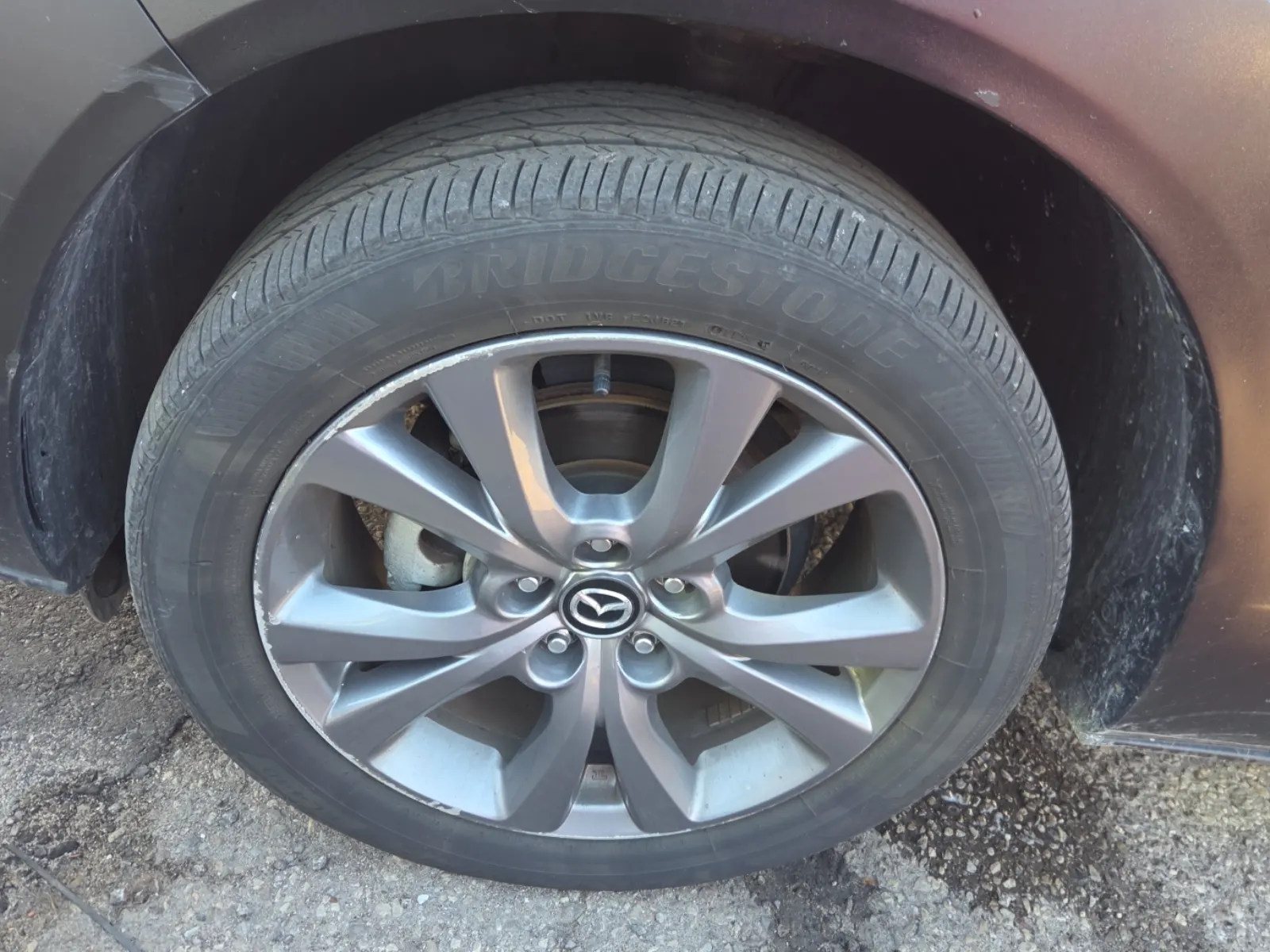 Front driver wheel/tire photo