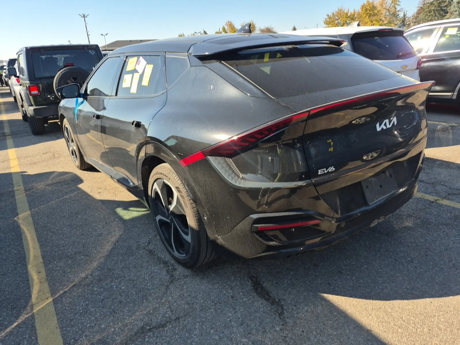 Driver Rear 3/4 Photo