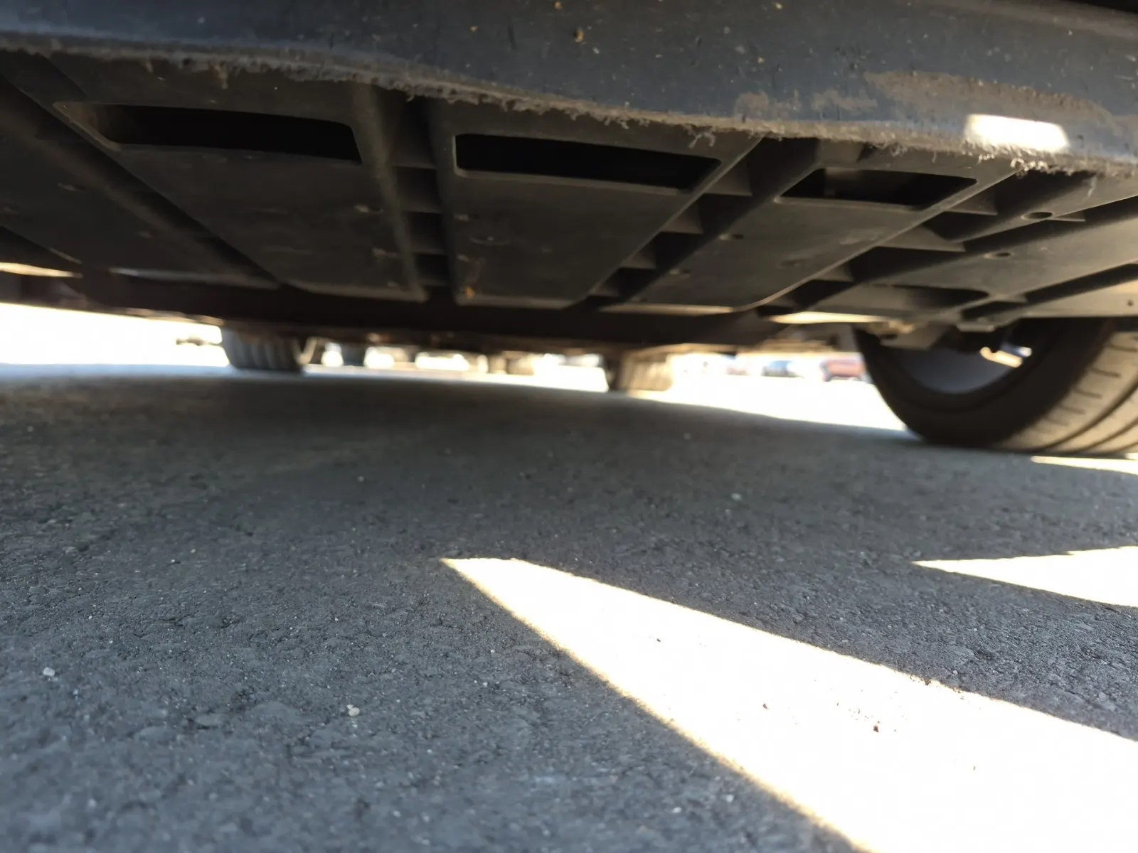 Undercarriage - Front Photo