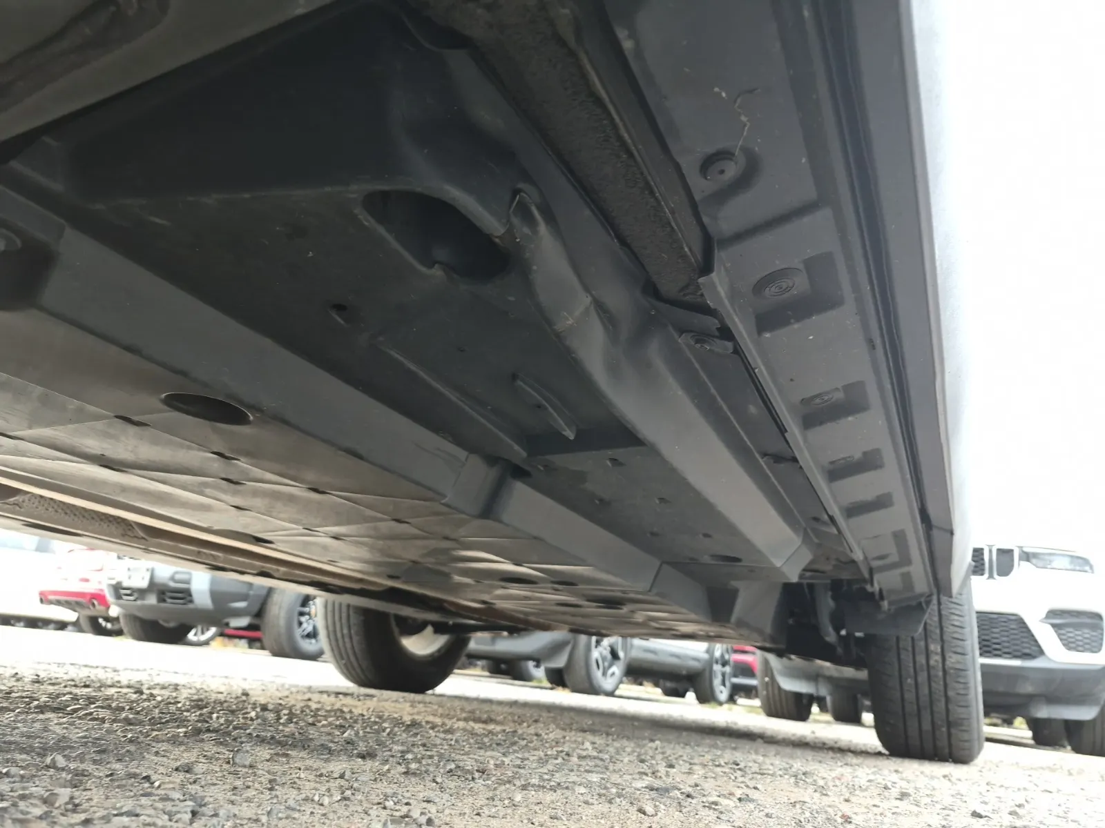 Undercarriage - Driver Photo