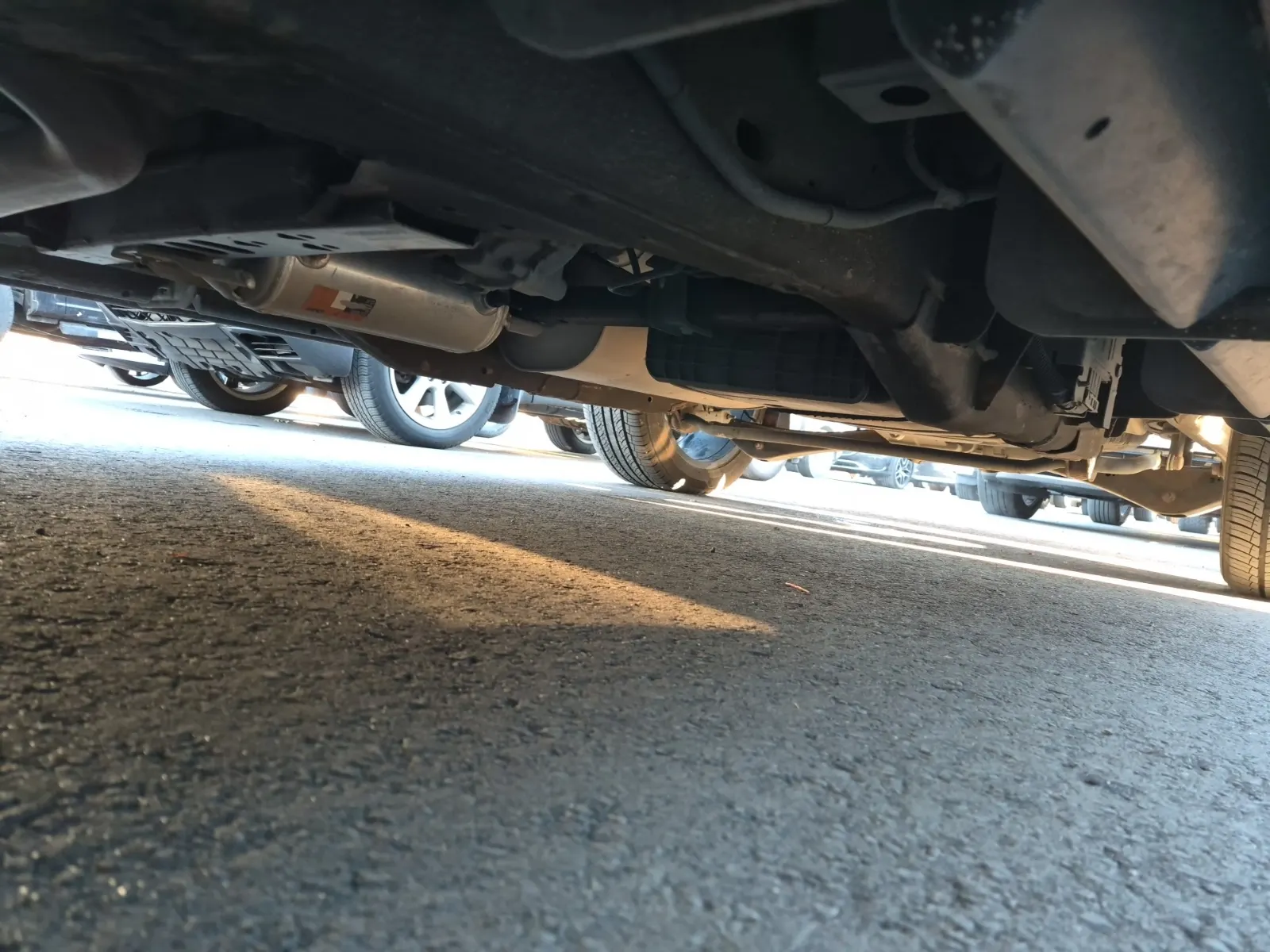 Undercarriage - Driver Photo