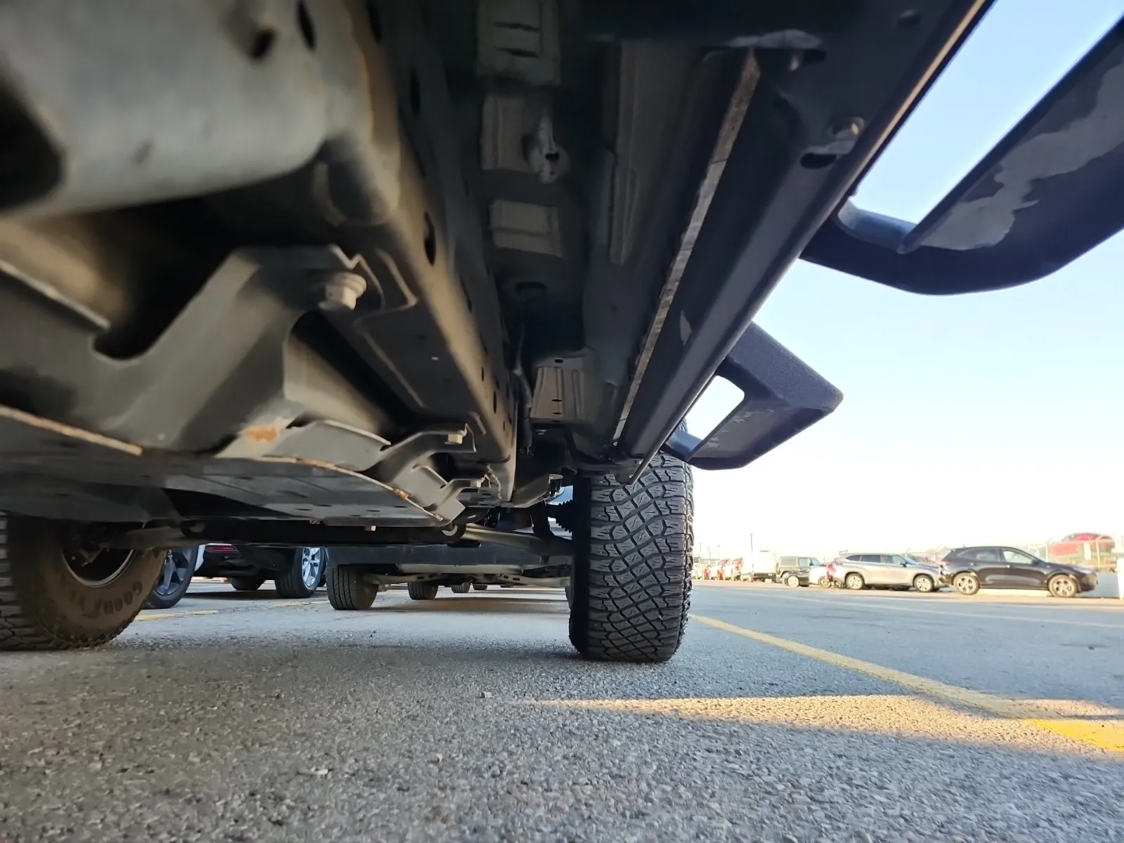 Undercarriage - Passenger Photo