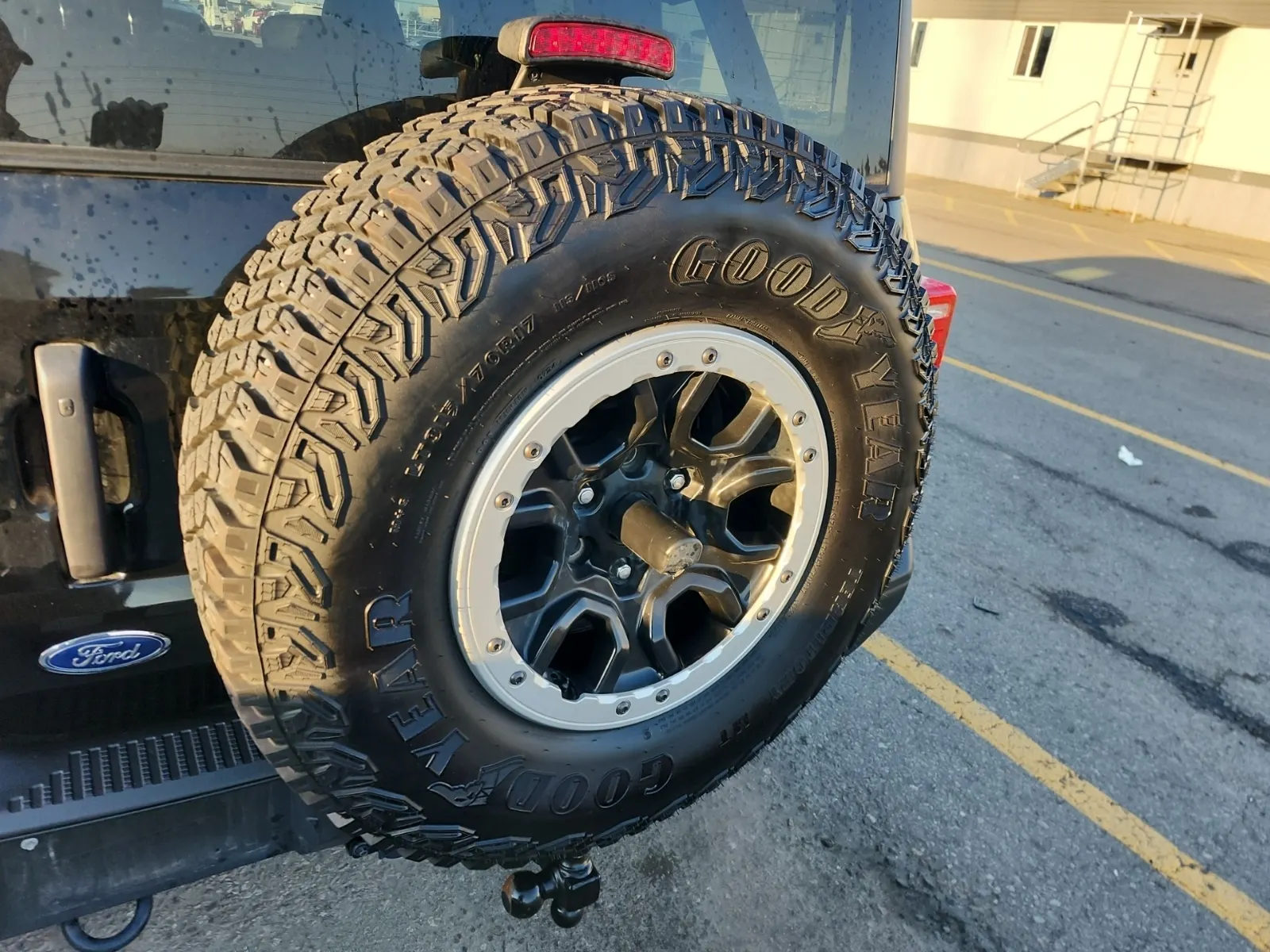 Spare Tire & Wheel Photo