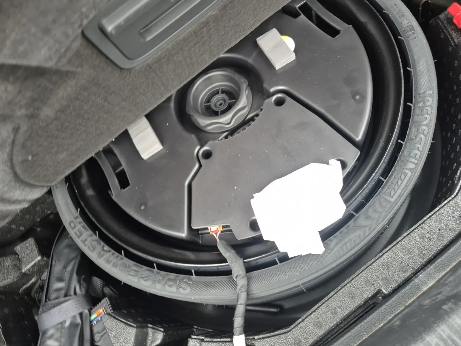 Spare Tire & Wheel Photo