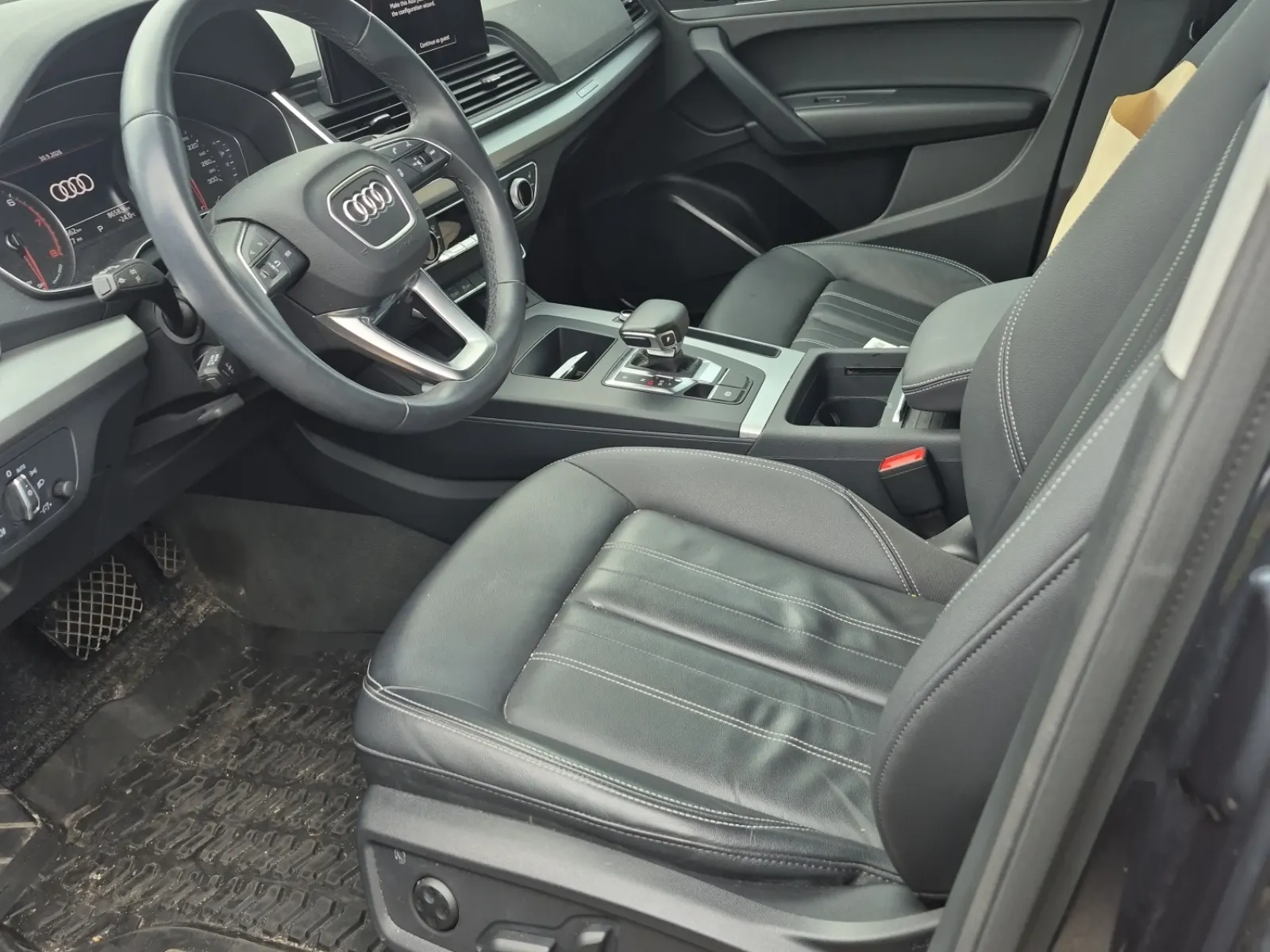Front Interior Photo