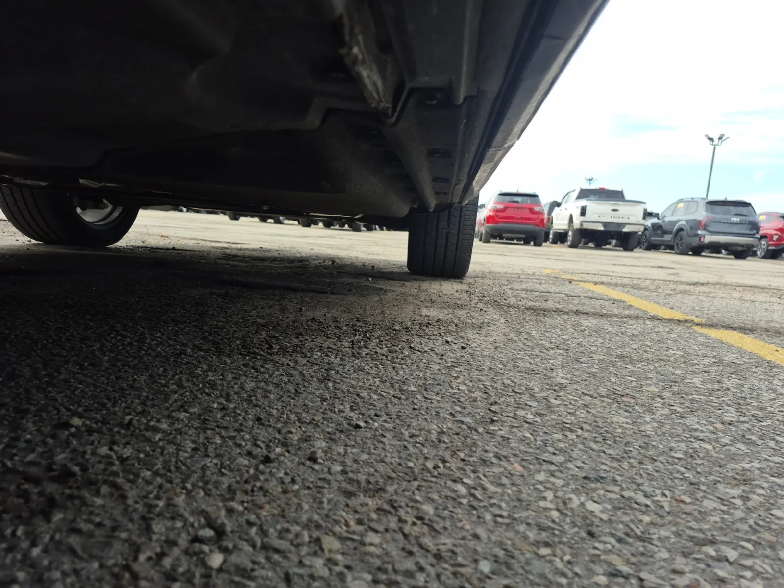 Undercarriage - Passenger Photo